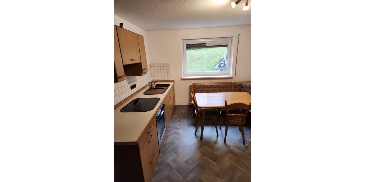 1,5 Zimmer Wohnung möbliert für Wochenendheimfahrer 1 zimmer