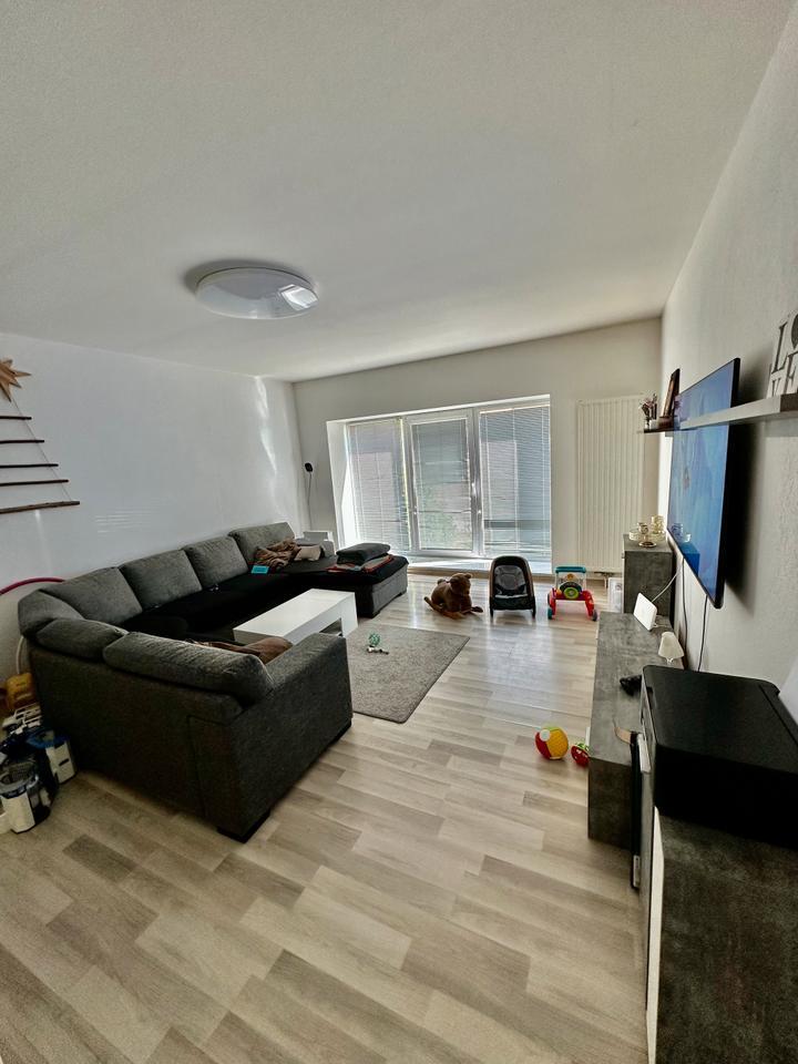Helle 3-Zimmer-Wohnung mit Terrasse und Garten in Weiskirchen