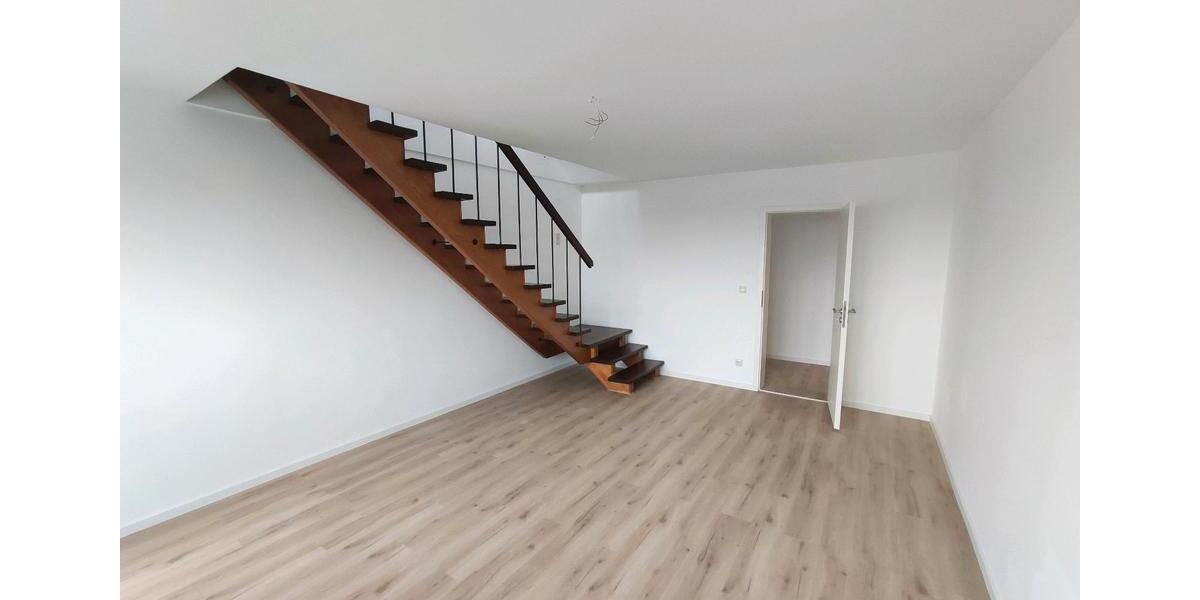 Maisonettenwohnung Rastatt - 3 Zimmer, 79 m&sup2;, 1.345&euro; | Angebot:25376667