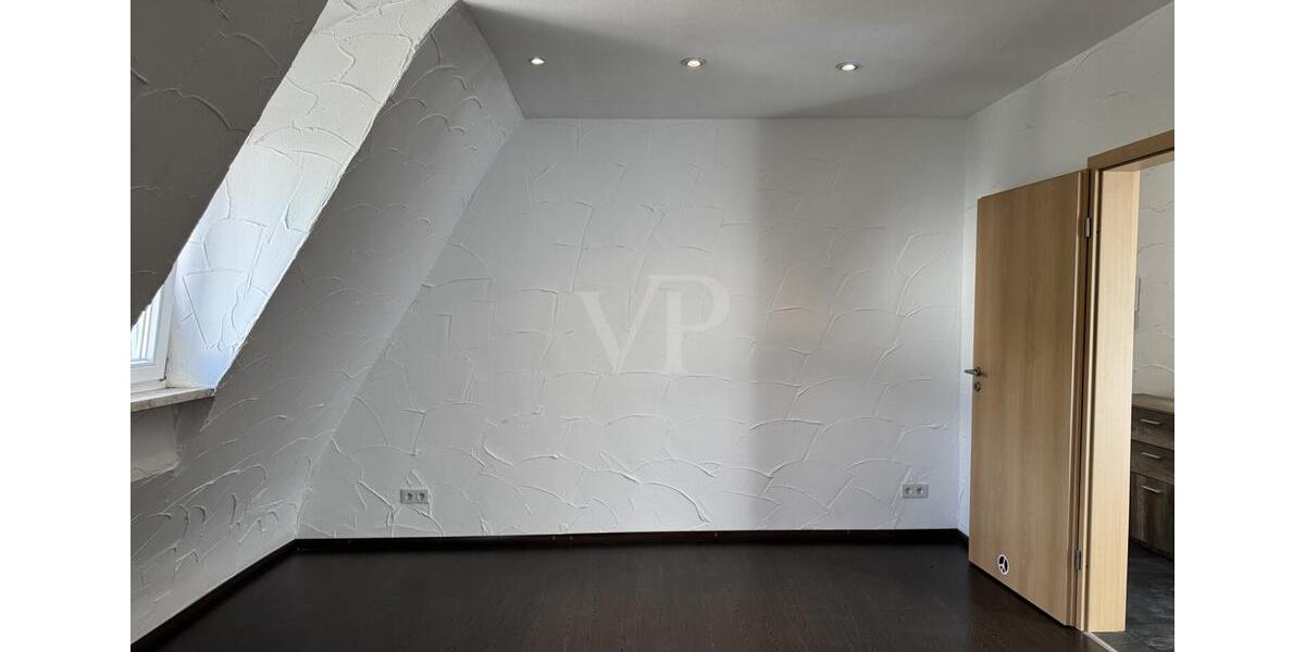 Dachgeschoßwohnung Idar-Oberstein Oberstein - 5 Zimmer, 125 m&sup2;, 750&euro; | Angebot:26648066