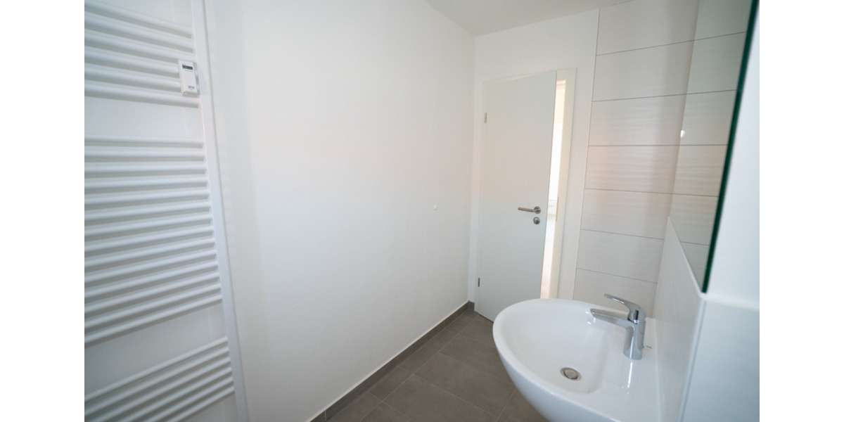 Etagenwohnung Altenburg - 4 Zimmer, 92 m&sup2;, 642&euro; | Angebot:24550815