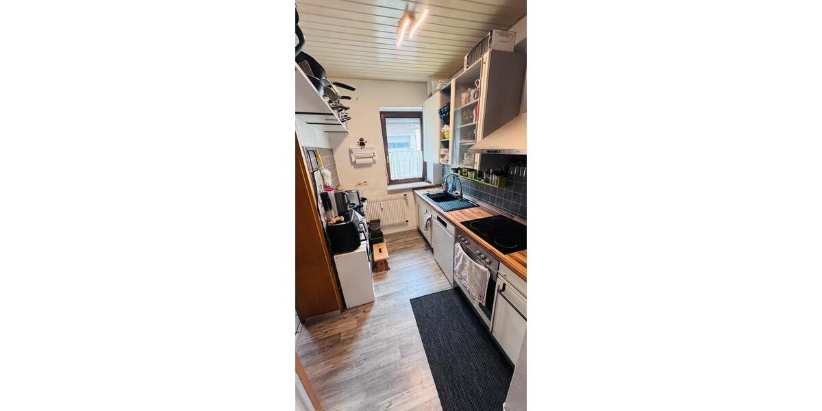 Etagenwohnung Niederwerrn - 3.5 Zimmer, 85 m&sup2;, 1.050&euro; | Angebot:26303057