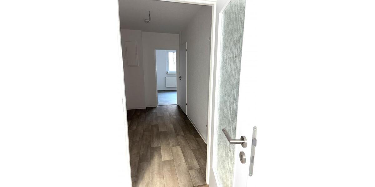 Erdgeschoßwohnung Zwickau Neuplanitz - 2 Zimmer, 50 m&sup2;, 330&euro; | Angebot:26017459