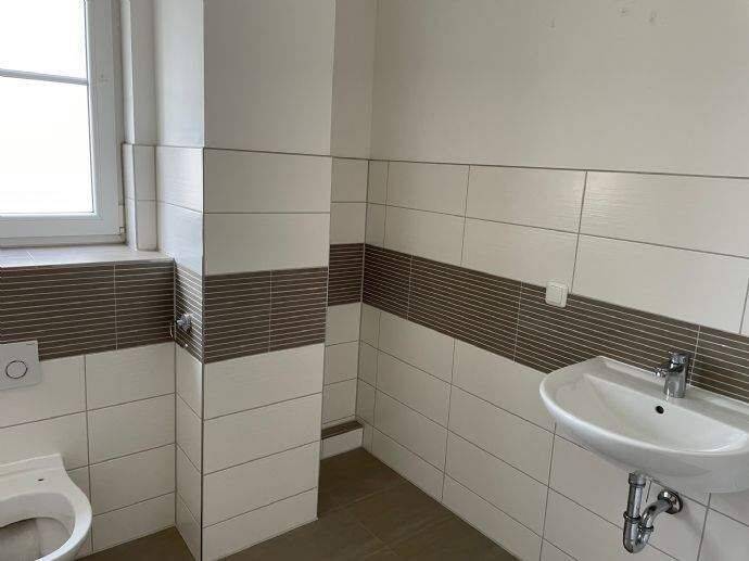 Etagenwohnung Schkopau Korbetha - 3 Zimmer, 68 m&sup2;, 550&euro; | Angebot:26799317