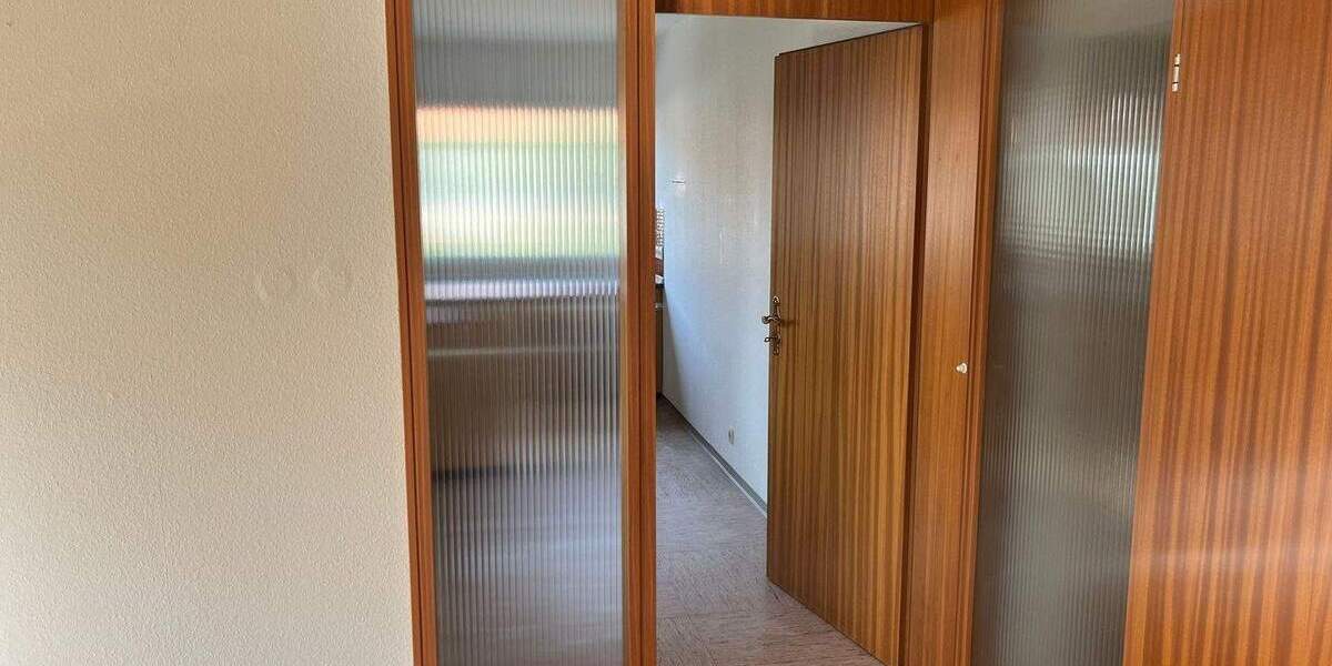 Etagenwohnung Nürnberg Zerzabelshof - 4 Zimmer, 115 m&sup2;, 1.350&euro; | Angebot:25770489