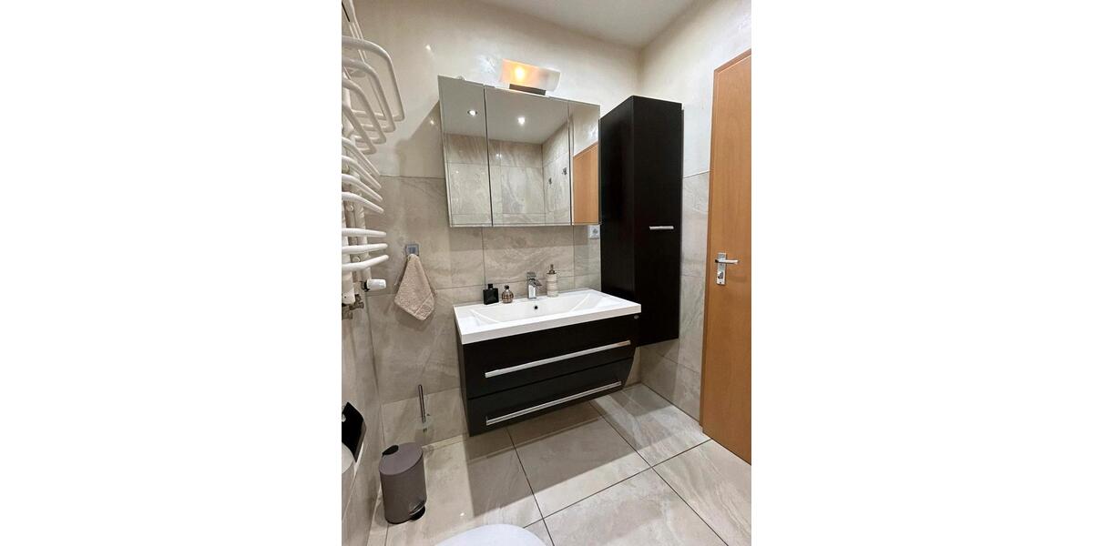 Etagenwohnung Köln Heimersdorf - 3 Zimmer, 74 m&sup2;, 1.300&euro; | Angebot:26613555