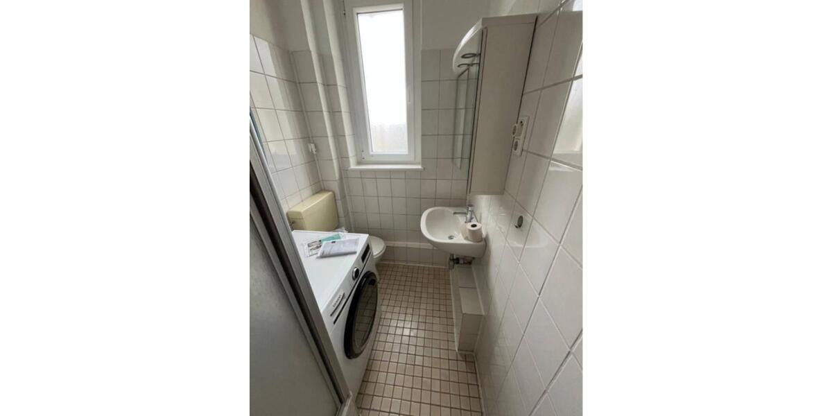 Etagenwohnung Hannover Vahrenwald-List - 1 Zimmer, 8 m&sup2;, 304&euro; | Angebot:26007323