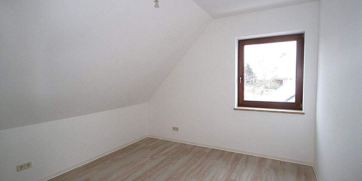 Doppelhaushälfte Malente Nüchel - 5 Zimmer, 100 m&sup2;, 1.250&euro; | Angebot:24820800