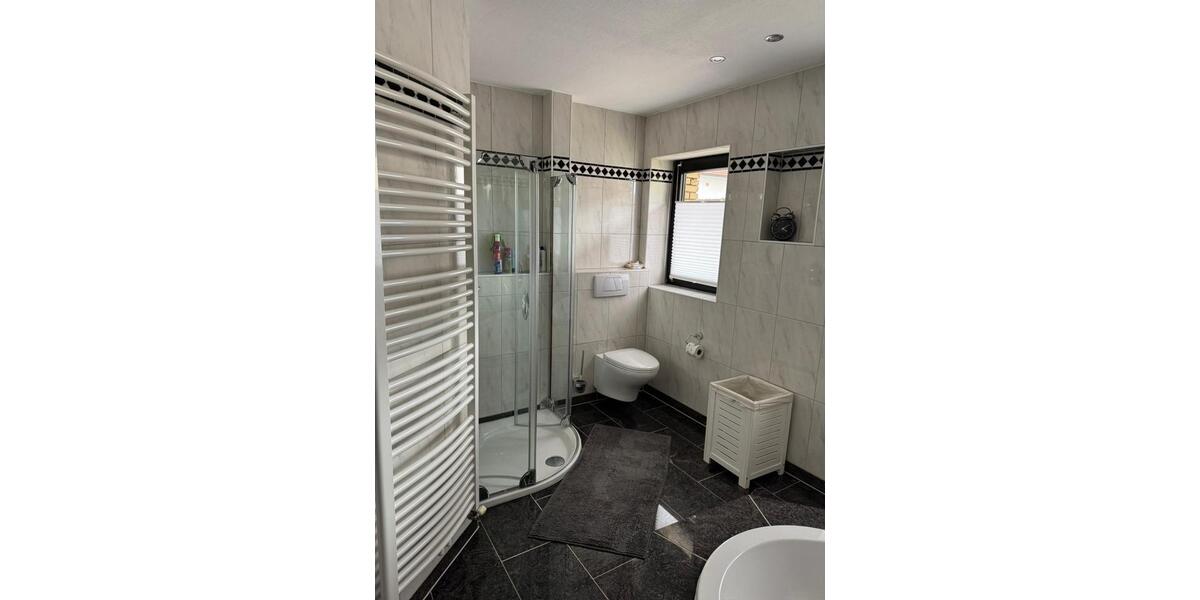 Erdgeschoßwohnung Hünfelden - 2 Zimmer, 152 m&sup2;, 1.350&euro; | Angebot:26610163