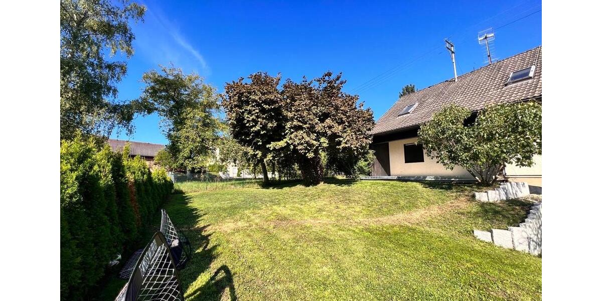 Erdgeschoßwohnung Rosenfeld - 4 Zimmer, 107 m&sup2;, 870&euro; | Angebot:25223809