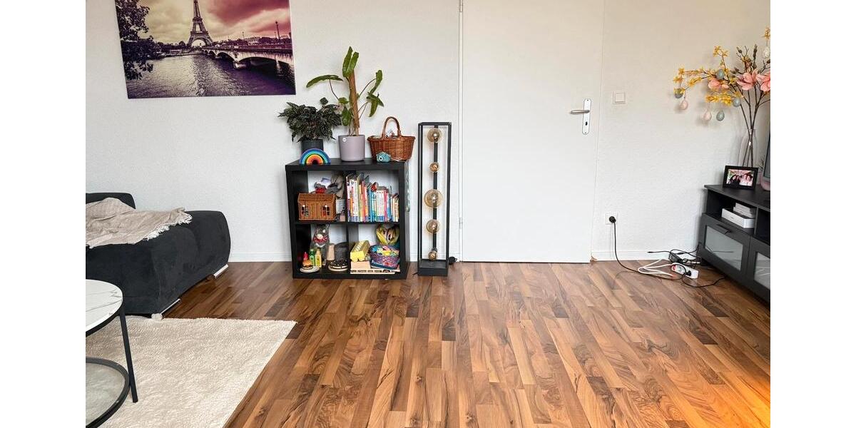 Dachgeschoßwohnung Garbsen Berenbostel - 2.5 Zimmer, 67 m&sup2;, 649&euro; | Angebot:26005637