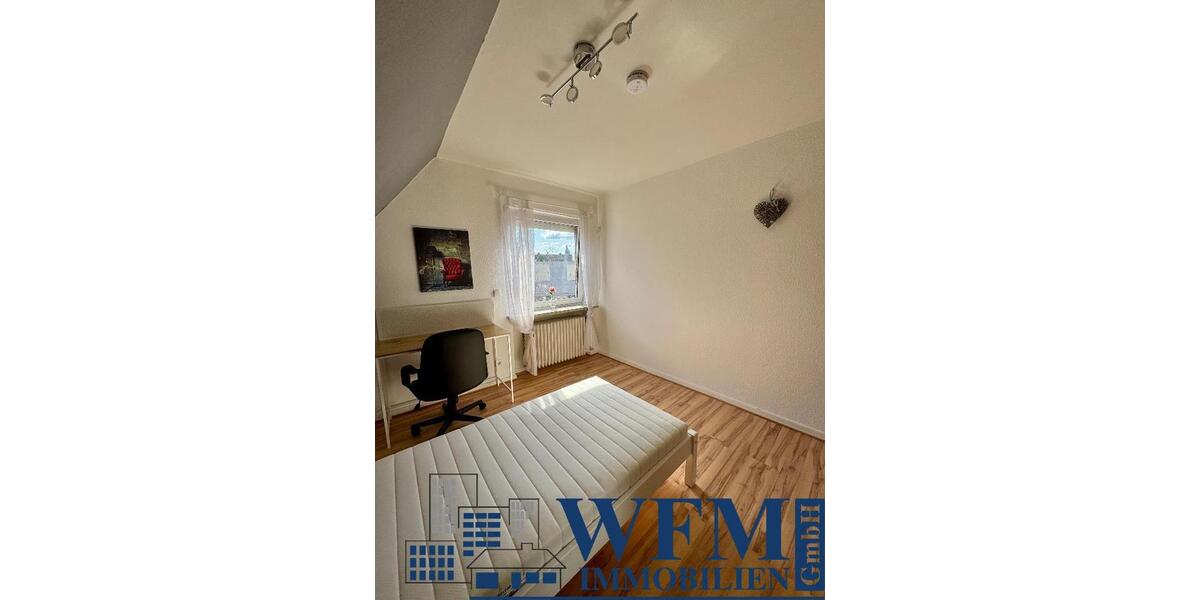 Etagenwohnung Neumünster Brachenfeld/Ruthenberg - 4 Zimmer, 18 m&sup2;, 445&euro; | Angebot:24859299