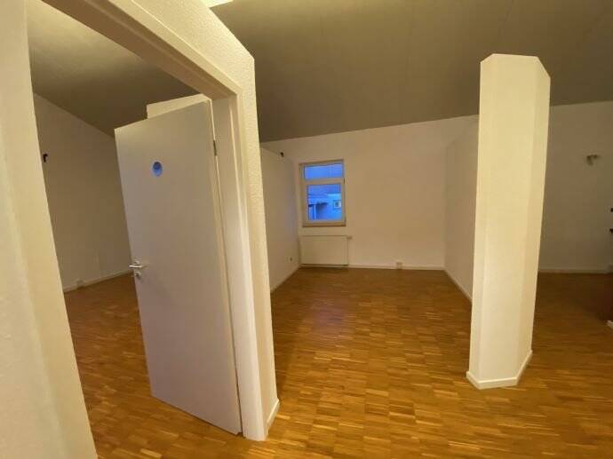 Gewerbeobjekt Nierstein - 2 Zimmer, 106 m&sup2;, 1.650&euro; | Angebot:25727295