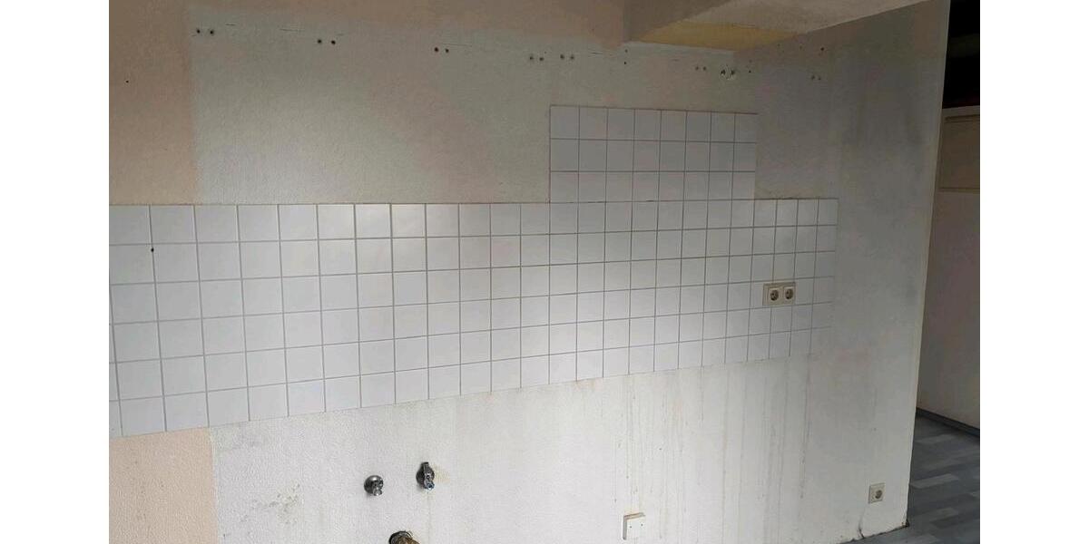 Dachgeschoßwohnung Staßfurt - 2 Zimmer, 47 m&sup2;, 370&euro; | Angebot:25257088