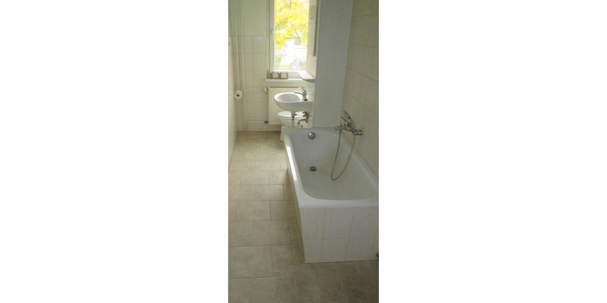 Hochparterre Großschönau - 1 Zimmer, 36 m&sup2;, 205&euro; | Angebot:25976333