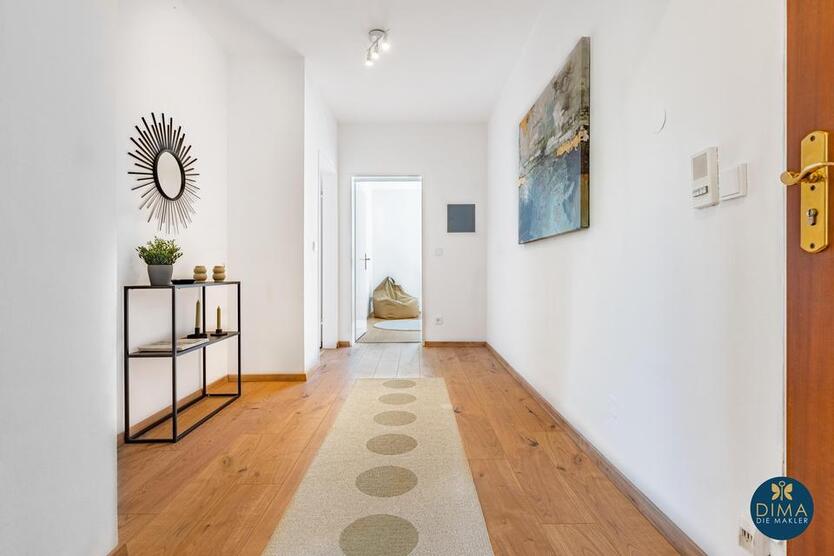 WG Zimmer shared apartment möbliert (1 Zimmer verfügbar) zimmer