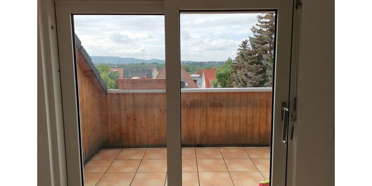 Dachgeschoßwohnung Niestetal - 3 Zimmer, 86 m&sup2;, 1.032&euro; | Angebot:26425628