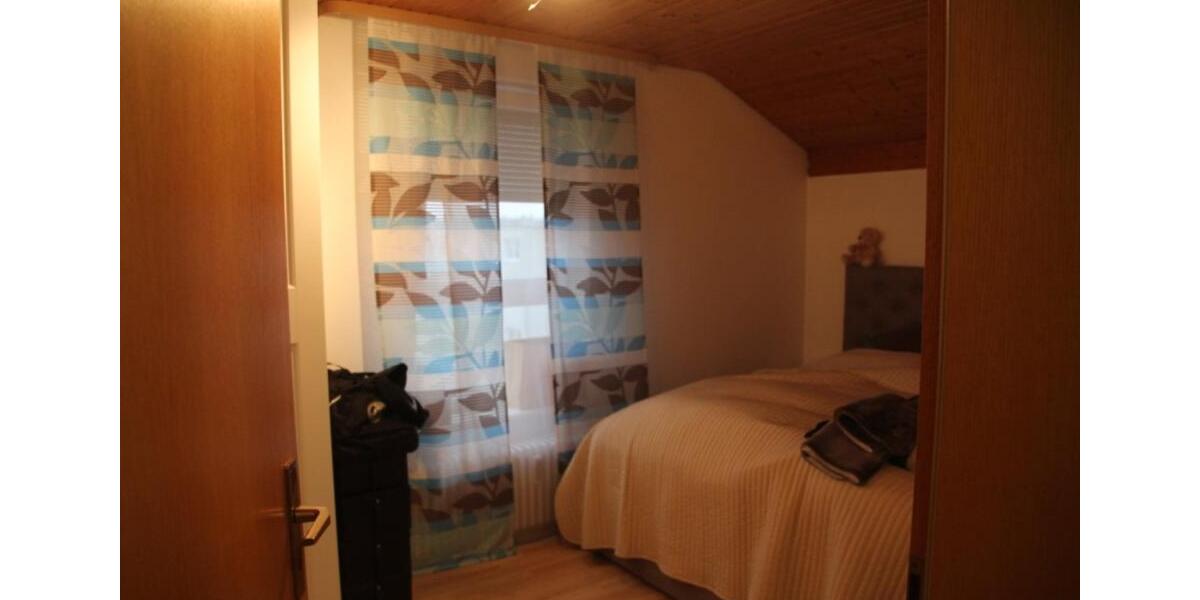 Dachgeschoßwohnung Traunreut Irsing - 2 Zimmer, 65 m&sup2;, 695&euro; | Angebot:24788760