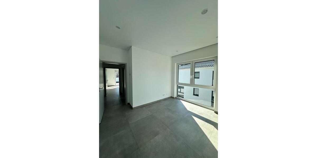 Einfamilienhaus Pirmasens Niedersimten - 4 Zimmer, 126 m&sup2;, 1.700&euro; | Angebot:26038593