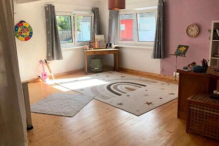 Haus auf Hofreite zu vermieten für PrivatGewerblich 6 zimmer