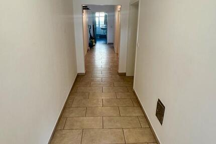 Wohnung Uffenheim - 3 Zimmer, 91 m&sup2;, 820&euro; | Angebot:26123383