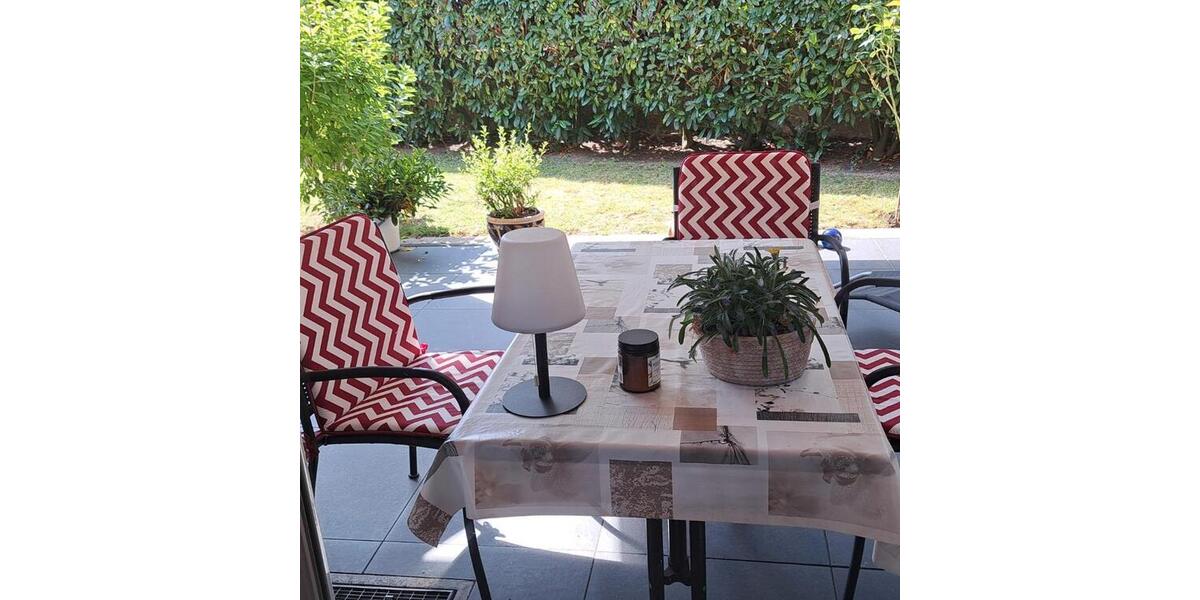 Wohnen auf Zeit Bad Krozingen - 3 Zimmer, 100 m&sup2;, 1.200&euro; | Angebot:26535100