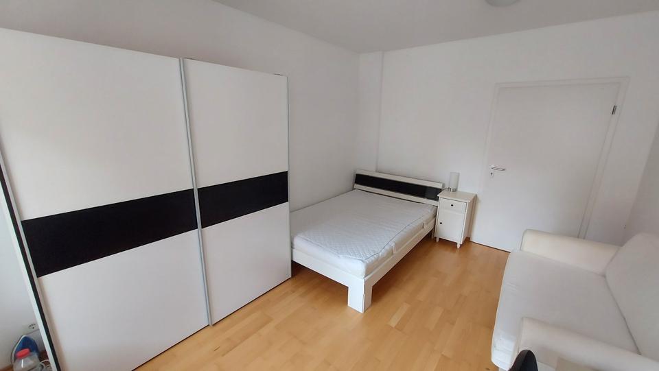Wohnen auf Zeit Edenkoben - 3 Zimmer, 107 m&sup2;, 385&euro; | Angebot:25642414