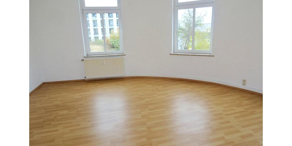 Etagenwohnung Werdau - 4 Zimmer, 117 m&sup2;, 590&euro; | Angebot:24214747