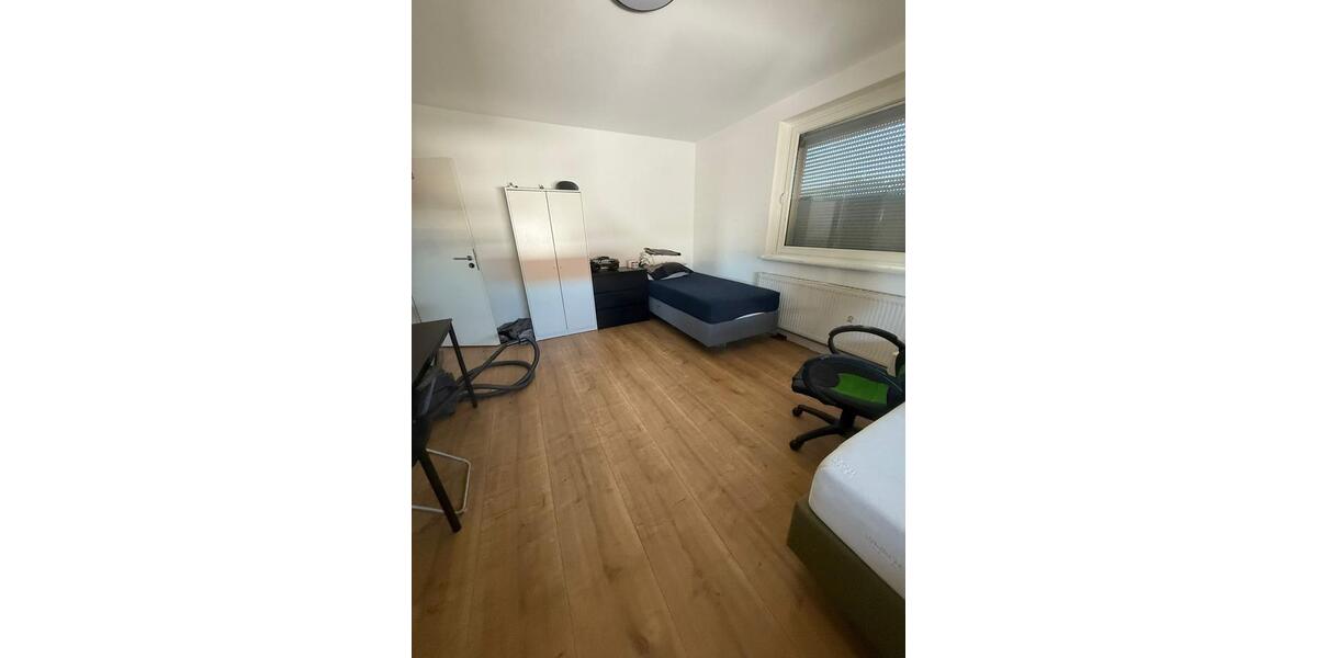 Wohnen auf Zeit Bielefeld Stieghorst - 1 Zimmer, 17 m&sup2;, 550&euro; | Angebot:26426786