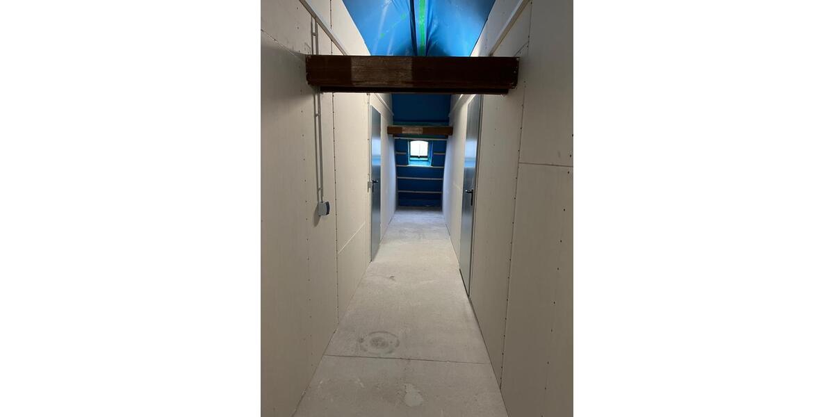 LAGERRAUM DACHGESCHOSS IN DER WÜRZBURGER STR. 152 IN ASCHAFFENBURG ZU VERMIETEN zimmer