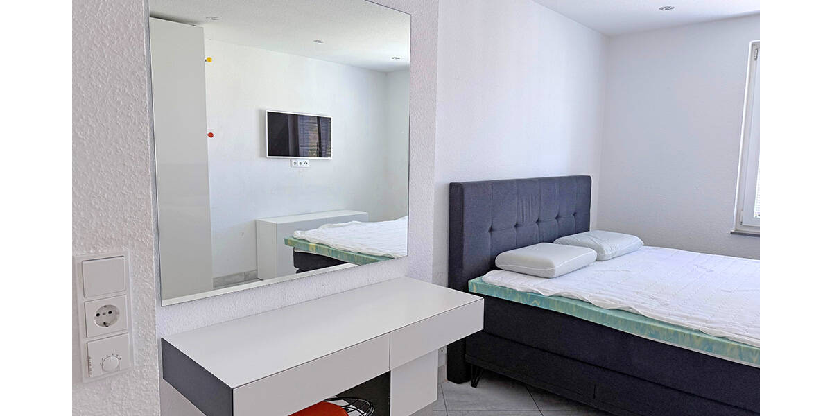 Etagenwohnung Bremen Bürgerpark - 2 Zimmer, 72 m&sup2;, 1.450&euro; | Angebot:26766900