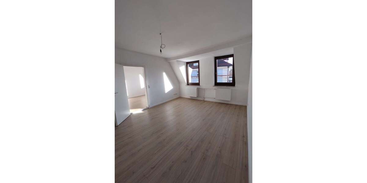 Etagenwohnung Ansbach - 5 Zimmer, 114 m&sup2;, 1.000&euro; | Angebot:26047850