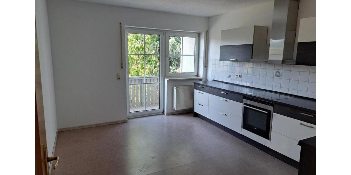 Erdgeschoßwohnung Deggendorf - 3 Zimmer, 84 m&sup2;, 830&euro; | Angebot:25868399