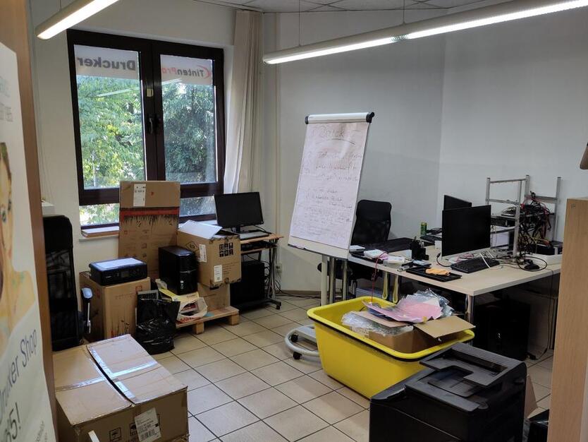 Ladenlokal 102 qm Bergisch Gladbach Zentrum Büroräume