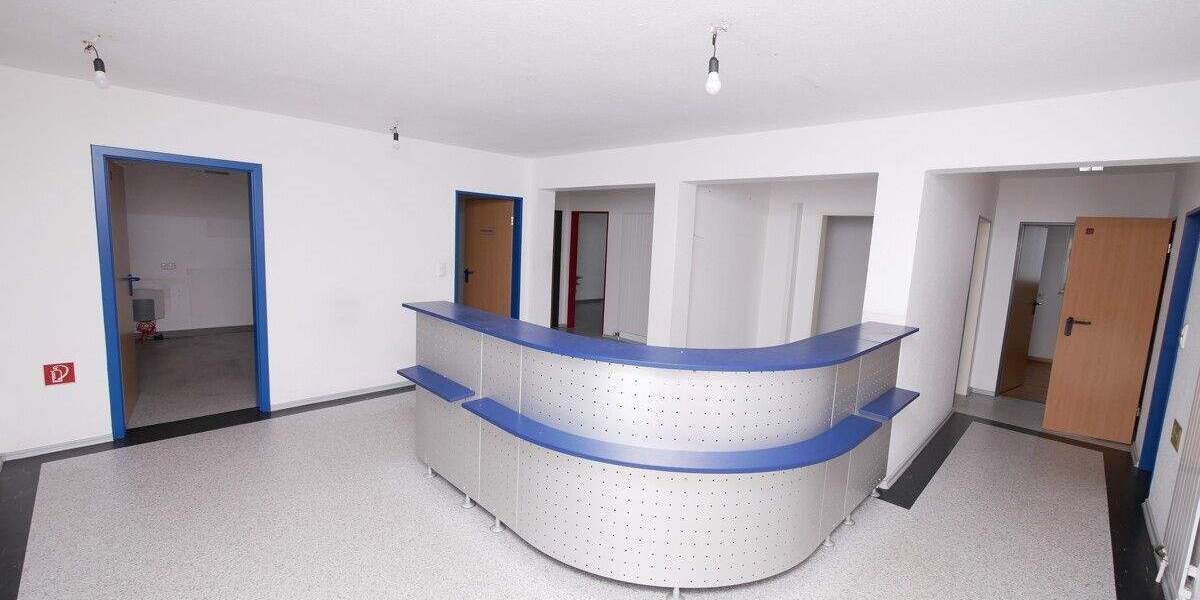 Gewerbeobjekt Gelsenkirchen / Buer Buer - 5 Zimmer, 140 m&sup2;, 1.050&euro; | Angebot:23308691