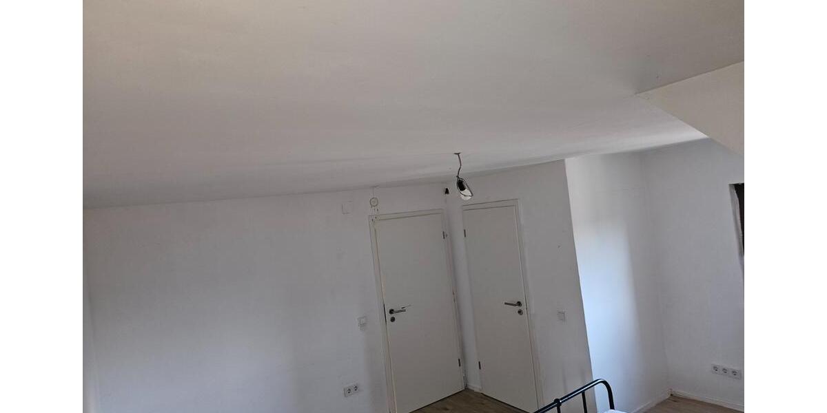 Etagenwohnung Saarbrücken Dudweiler - 4 Zimmer, 90 m&sup2;, 580&euro; | Angebot:25752721