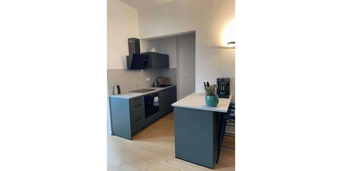 Exclusive Zweiraumwohnung mit heller Loggia im Stadtzentrum 2 zimmer