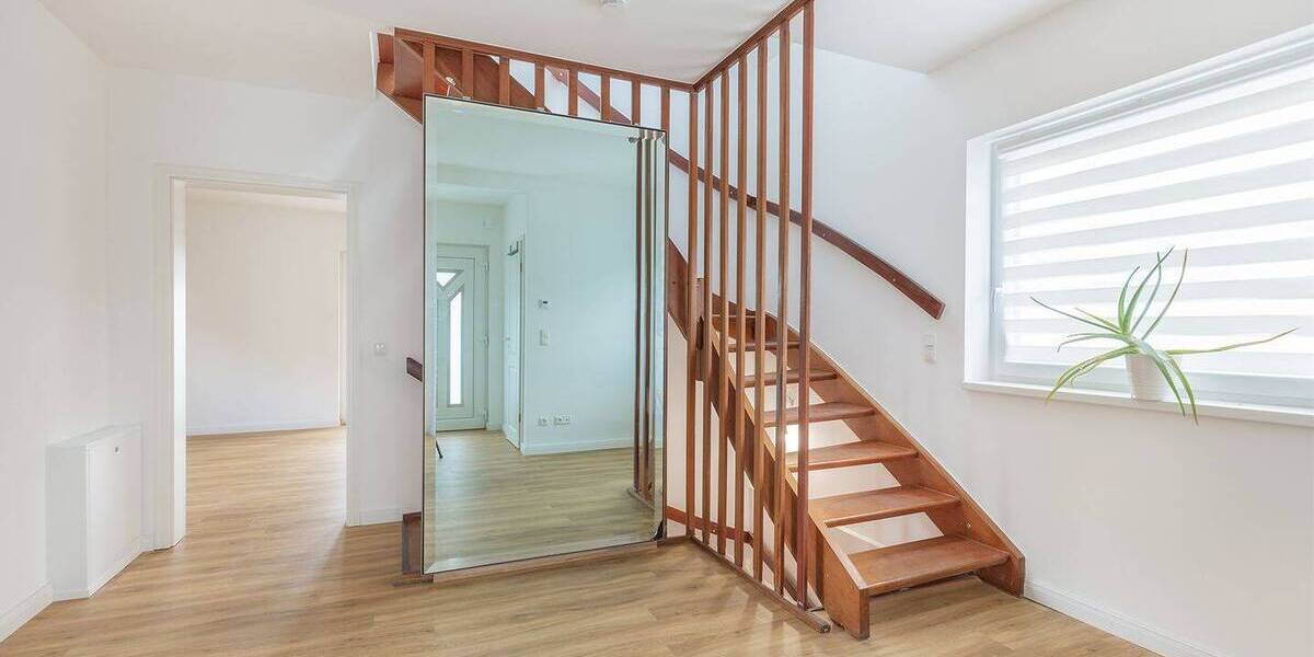 Einfamilienhaus Hamburg Poppenbüttel - 4 Zimmer, 107 m&sup2;, 2.160&euro; | Angebot:26843765