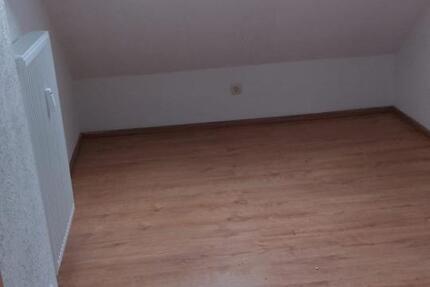 Wohnung Rötha - 5 Zimmer, 120 m&sup2;, 650&euro; | Angebot:20475217