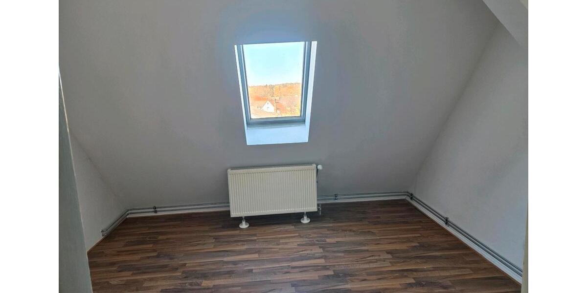 Etagenwohnung Schöningen - 4 Zimmer, 87 m&sup2;, 550&euro; | Angebot:26067771