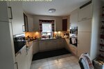 Große 5-Zi-Wohnung-WFL ca. 140 m² 3-4-SchlafZimmer hochw. Einbauküche extra ArbeitsZimmer Terrassen-Balkon 1. OG mit Garage.