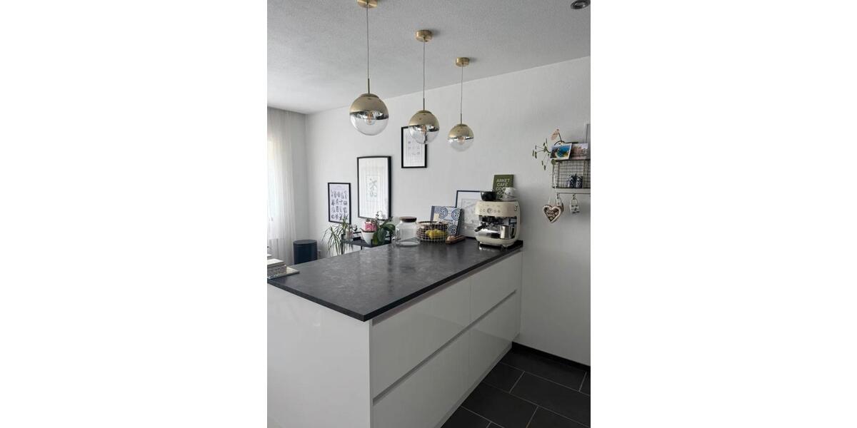 Erdgeschoßwohnung Rottenburg am Neckar - 3 Zimmer, 86 m&sup2;, 1.300&euro; | Angebot:26701929