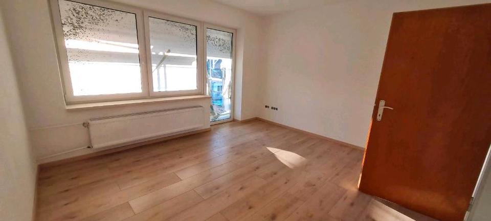 Etagenwohnung Polling - 5 Zimmer, 132 m&sup2;, 1.700&euro; | Angebot:25860461