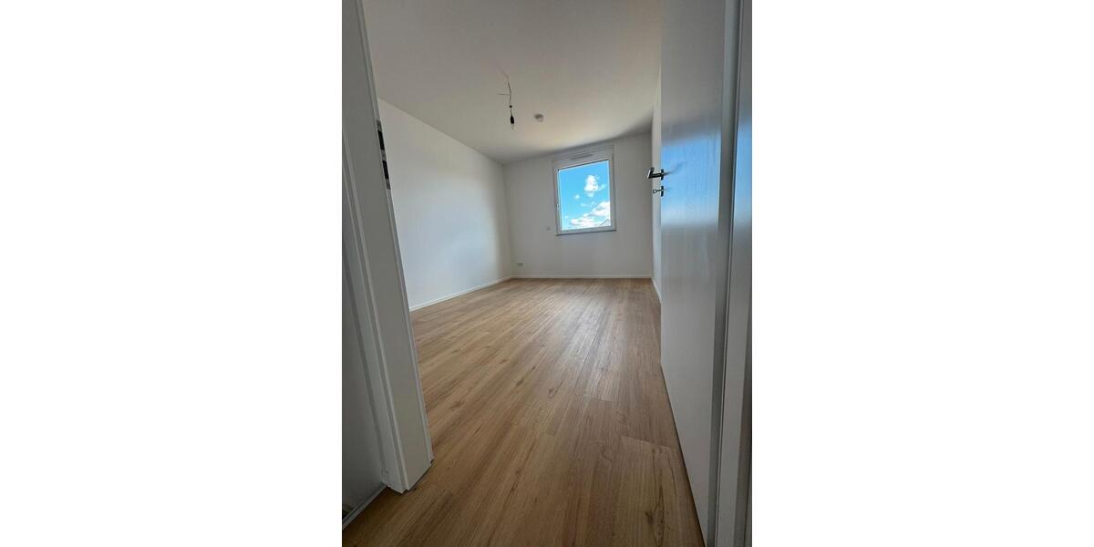 Reihenhaus Oranienburg - 4 Zimmer, 120 m&sup2;, 1.800&euro; | Angebot:26058833