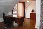 Hochwertige 2½-Zi. DG-Wohnung mit Westbalkon, EBK & Stellplatz - modernes Wohnen in gepflegter Hausgemeinschaft - Dachgeschoßwohnung Schönaich | Angebot:26945980