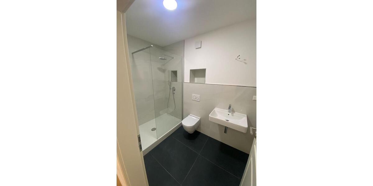 Dachgeschoßwohnung Elmshorn - 4 Zimmer, 120 m&sup2;, 1.350&euro; | Angebot:26296591