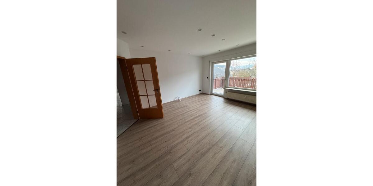 Erdgeschoßwohnung Biebergemünd - 4.5 Zimmer, 96 m&sup2;, 1.400&euro; | Angebot:26630955