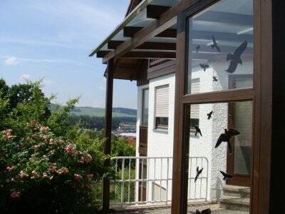 Einzigartige 4,5 Zimmer Wohnung mit Terrasse und Garten, Balkon und unverbaubarem Blick übers Rottal 4 zimmer