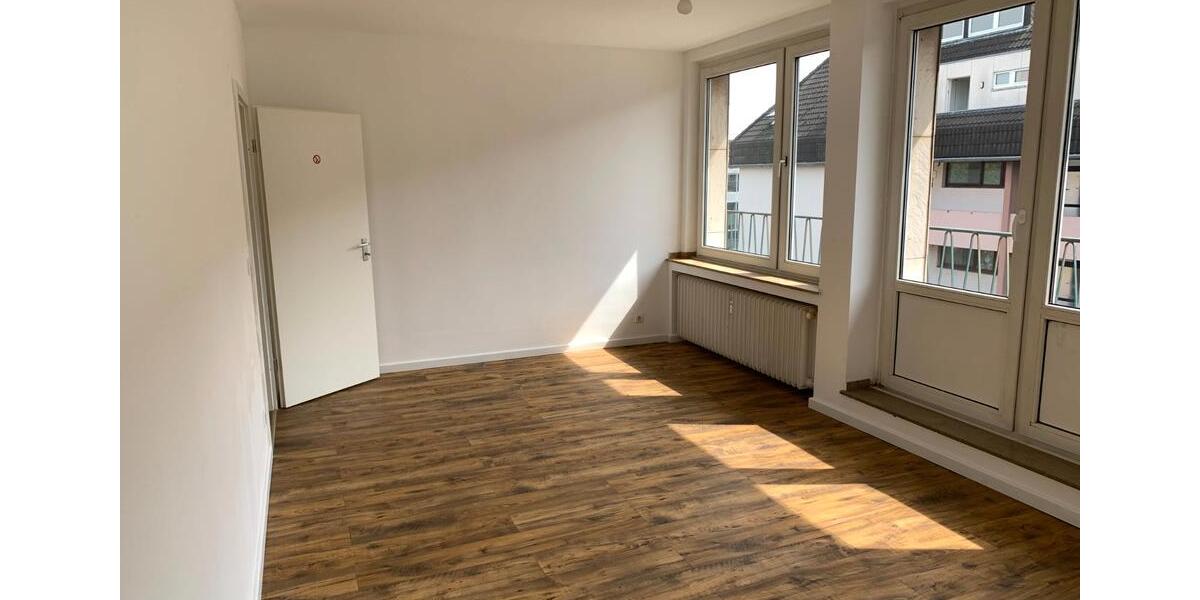 Etagenwohnung Mönchengladbach Süd - 4 Zimmer, 106 m&sup2;, 954&euro; | Angebot:26285183