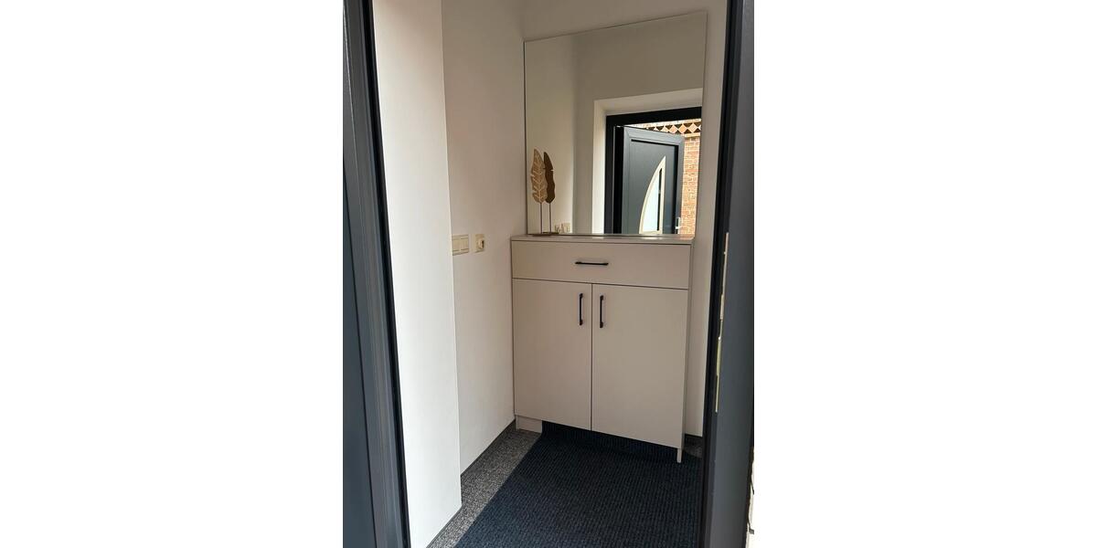 Etagenwohnung Schwedt (Oder) - 1 Zimmer, 18 m&sup2;, 325&euro; | Angebot:24842171